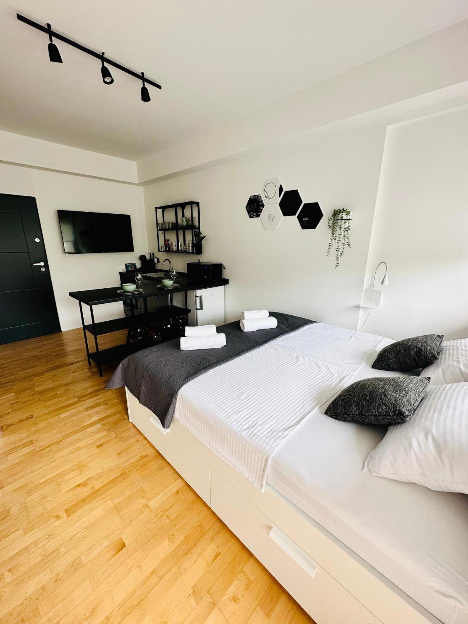 Apartment Clouds Ciovo - 20 Meters From Copacabana *