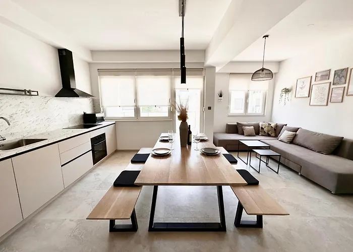 Clouds Apartments Ciovo - 20 Meters From Copacabana Beach